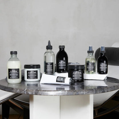 Davines OI Shampoo: Absolute Beautifying Shampoo with Roucou Oil 90ml